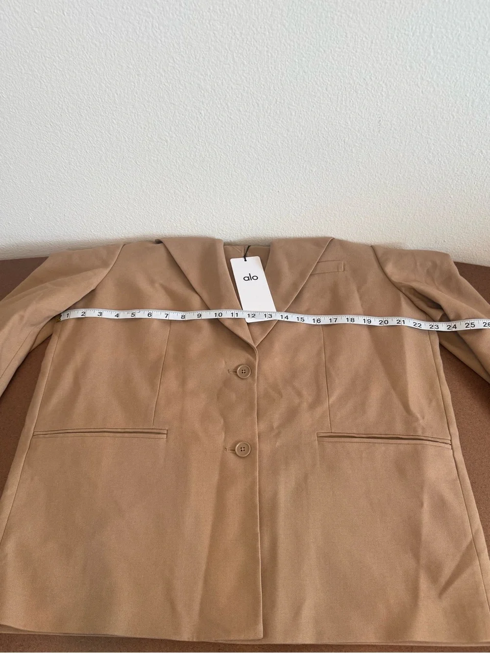 ALO Yoga First Class Blazer Toasted Almond